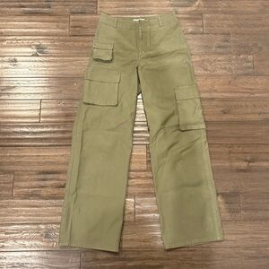 ARITZIA PICTURE CARGO PANTS